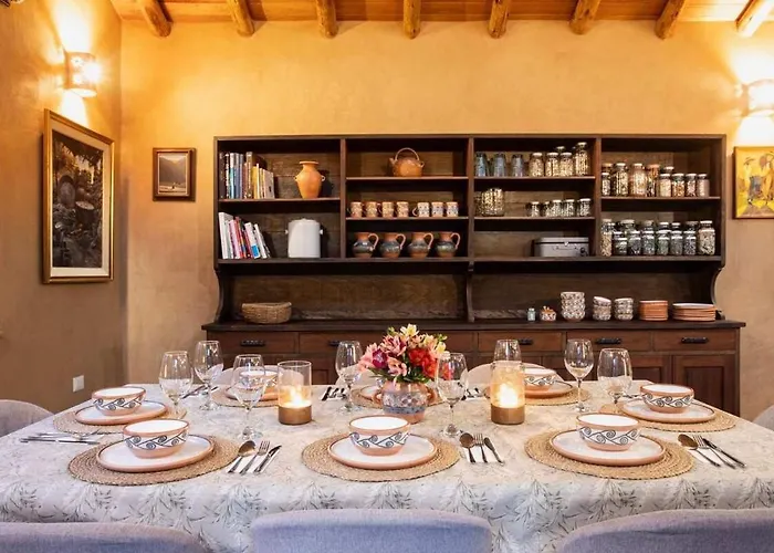 Stunning 1br House In Camino Real